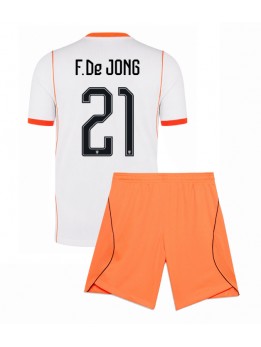 Nederländerna Frenkie de Jong #21 Replika Borta Kläder Barn VM 2026 Kortärmad (+ byxor)